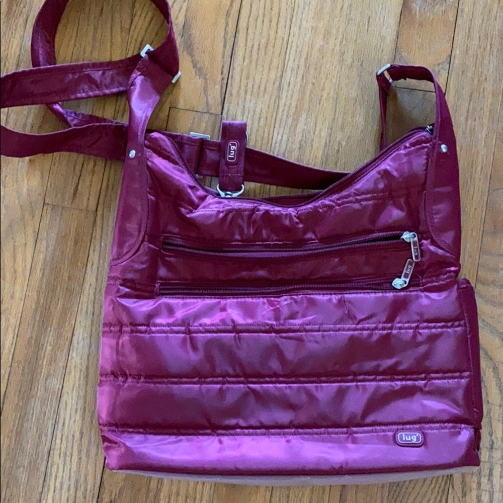 Like new Maroon Lug Bag